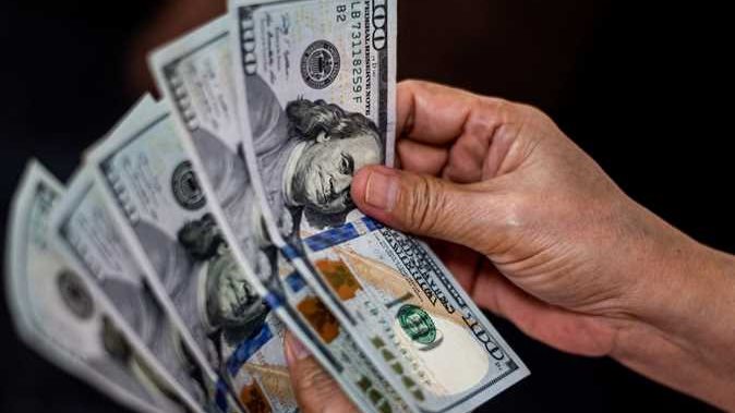 سعر الدولار