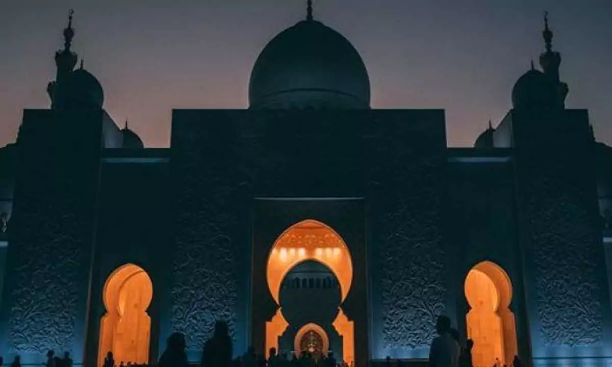 موعد أذان المغرب ثاني يوم رمضان 2025