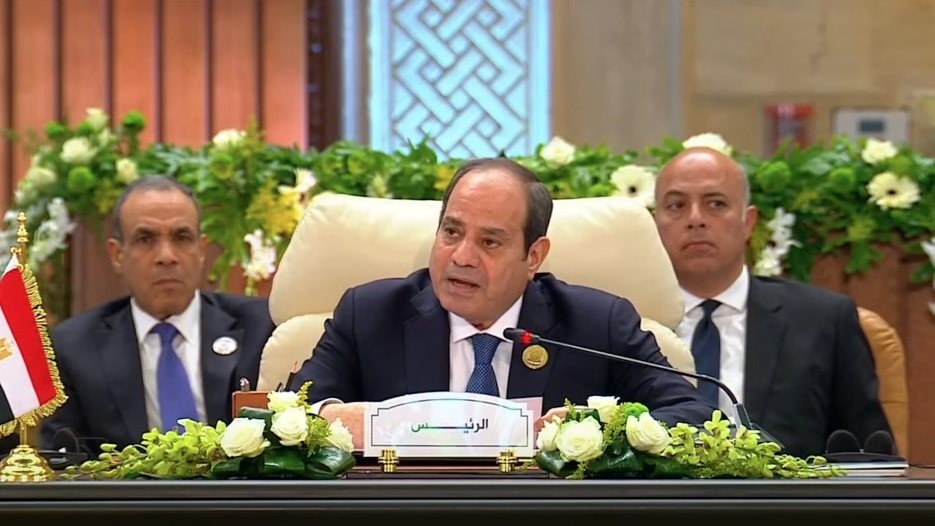 الرئيس السيسي خلال القمة العربية