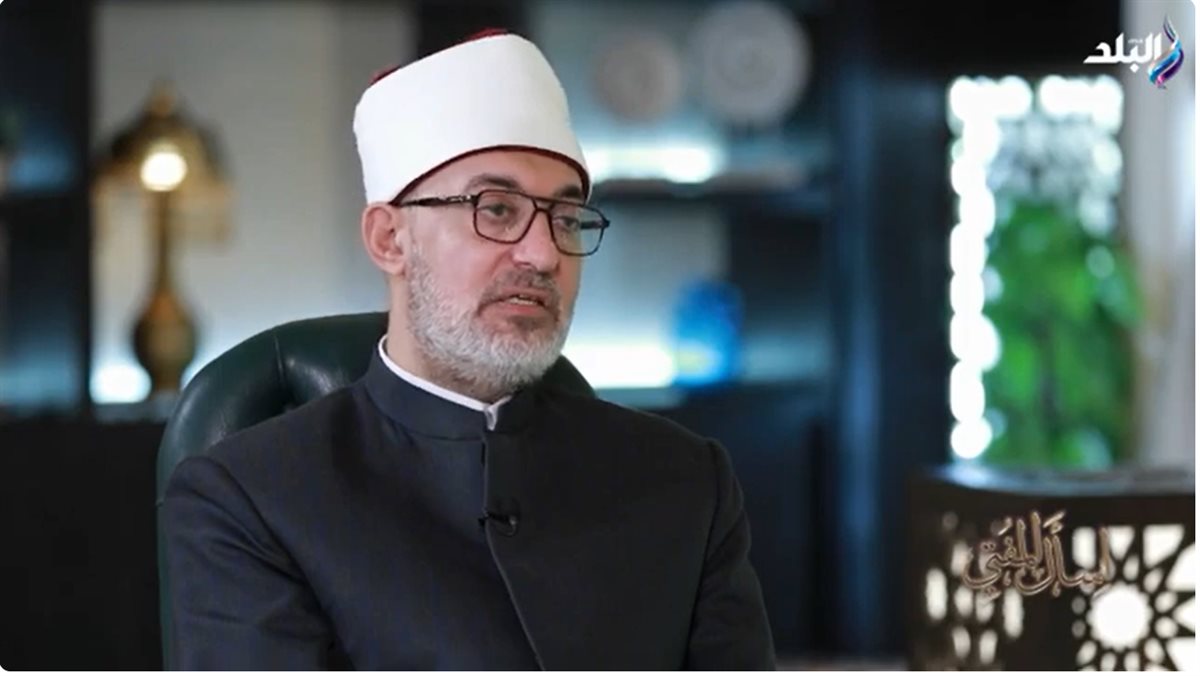الدكتور نظير عياد مفتي الجمهورية