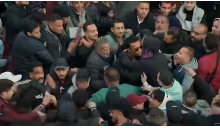 الفنان محمد رمضان ونجل الشهيد المنسي