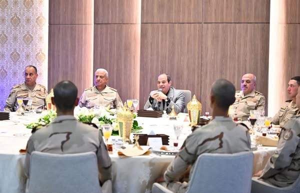 جولة الرئيس السيسي بالأكاديمية العسكرية
