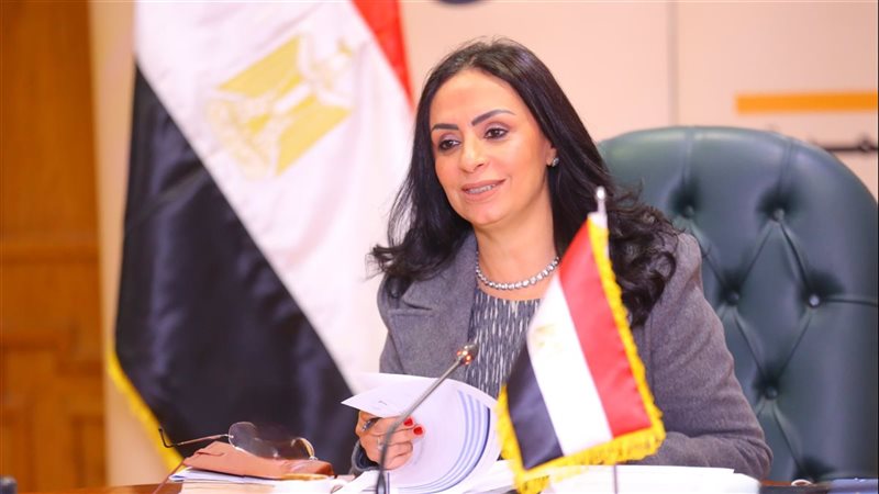 تهنئة وزيرة التضامن الاجتماعي على مسلسل ولاد الشمس