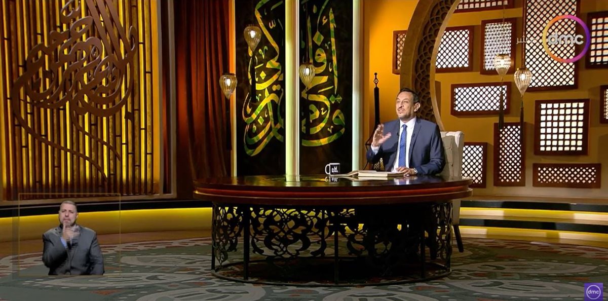 <strong>الشيخ رمضان عبد المعز </strong>