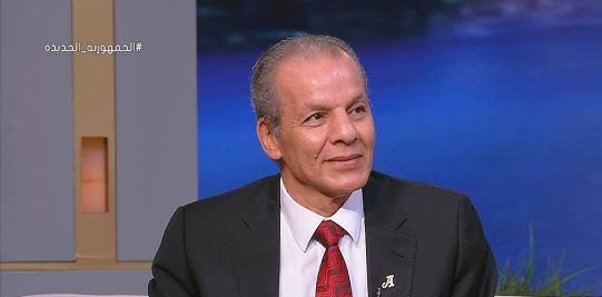 أشرف عبدالعزيز، أستاذ التغذية وعميد كلية الاقتصاد المنزلي بجامعة حلوان سابقًا
