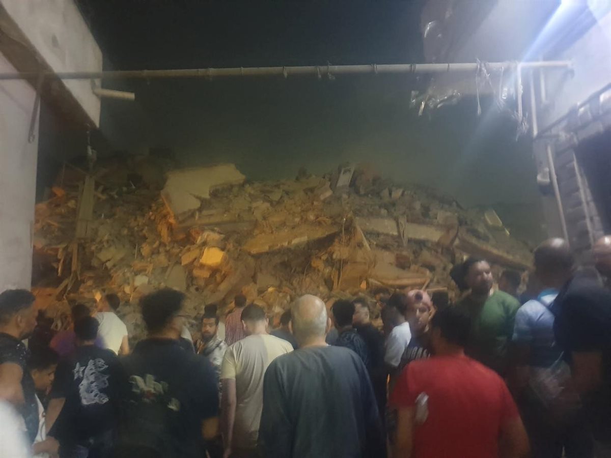 انهيار عقار على السكان في السيدة زينب