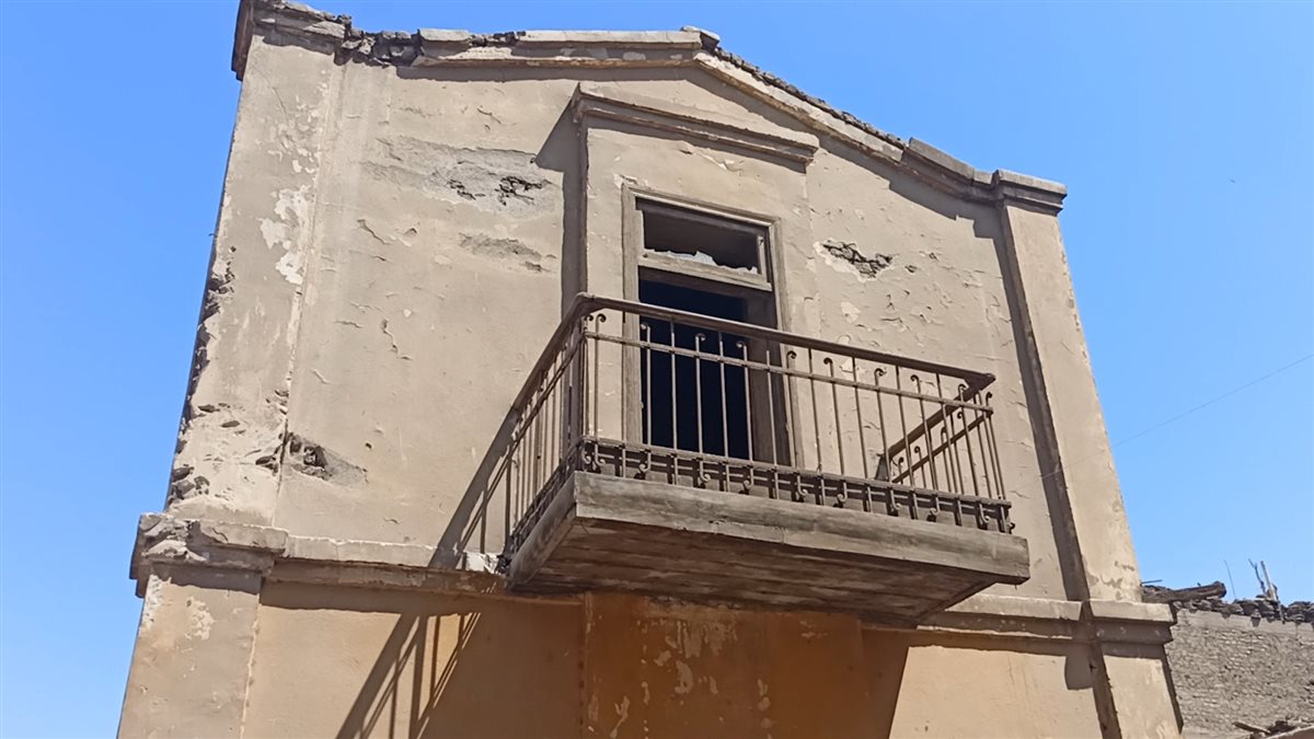 مدرسة عدلي يكن بقرية الروضة في المنيا