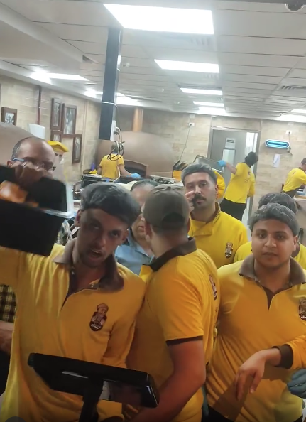 <strong> الاعتداء على عميل بمطعم