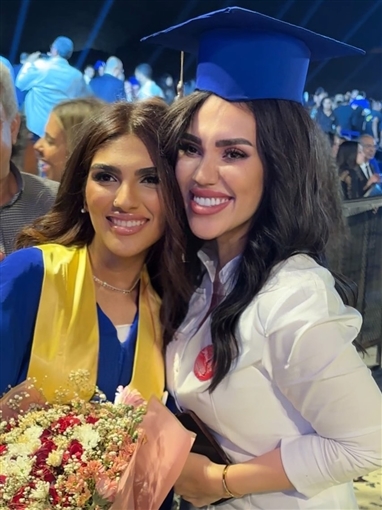 احتفال مي فاروق