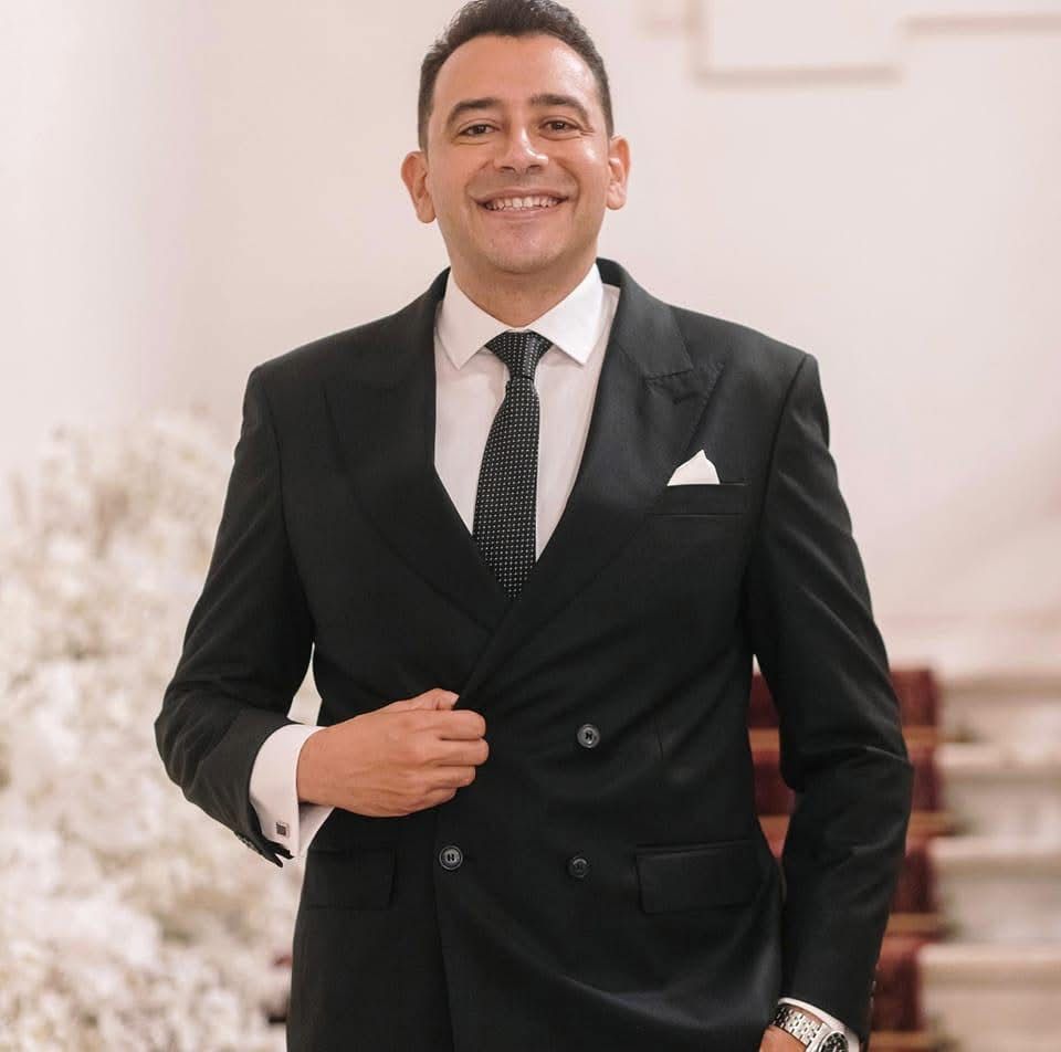 دكتور عمرو حسن