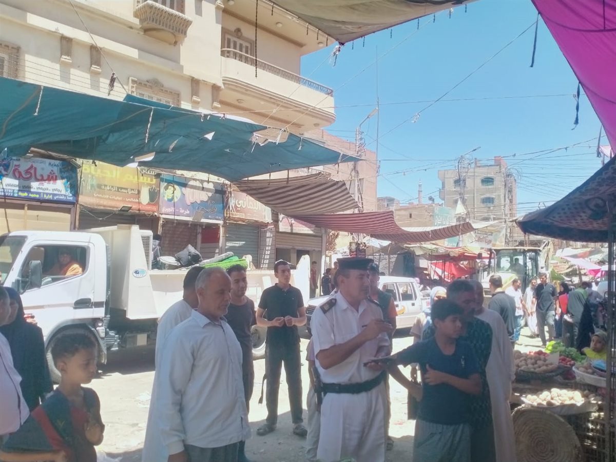 مصادرة 22 مخالفة وعوائق طريق ورفع وإزالة 66 عائق وحواجز مخالفة بابشواى <br>