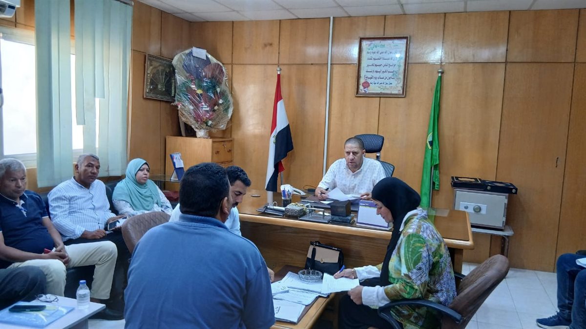 نائب محافظ الفيوم يعقد لقاءً لخدمة المواطنين بقرية الناصرية مركز الفيوم