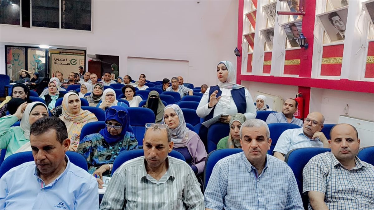 تدريب معلمي اللغة العربية بالفيوم على المنهج المطور التعليم الأساسي