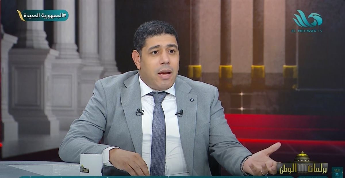 <strong>الدكتور عادل زيدان </strong>