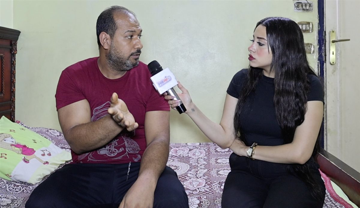 والد محمد خالد مع الاعلامية مارينا إبراهيم
