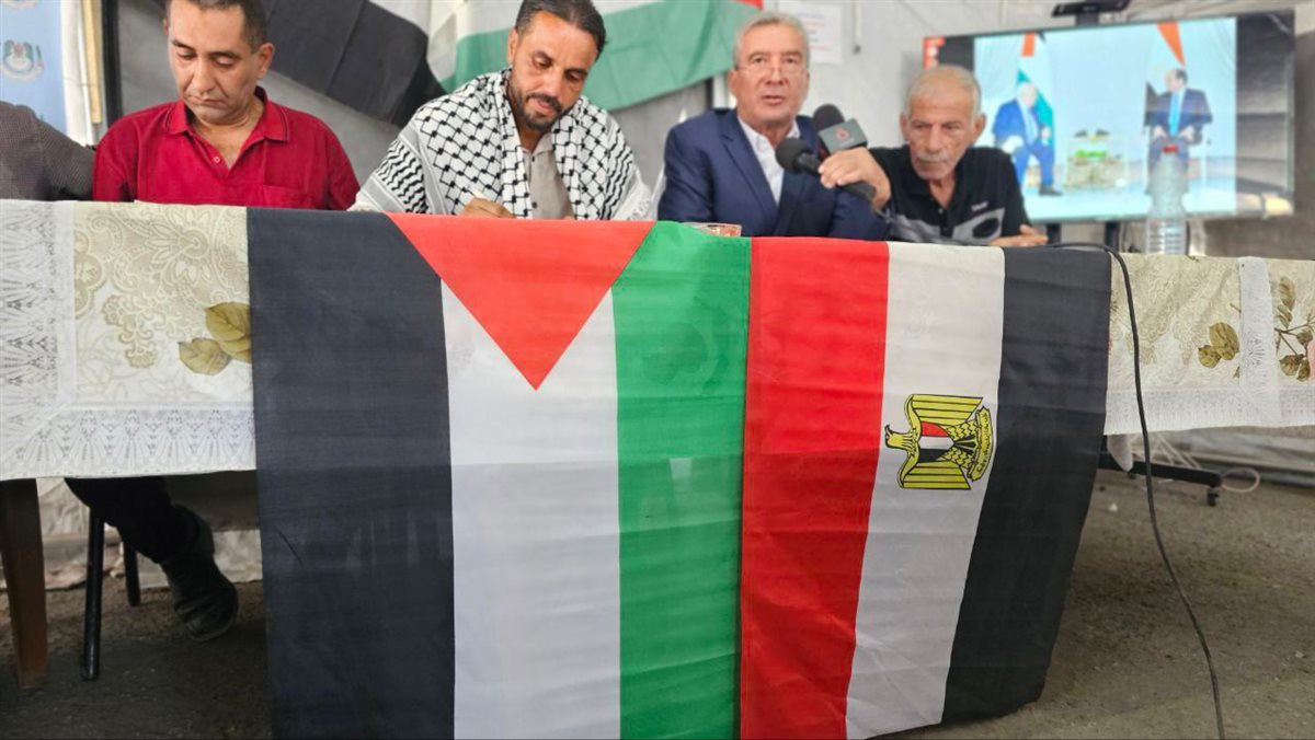 مؤتمر الفلسطينيين بغزة تضامنا مع مصر&nbsp;