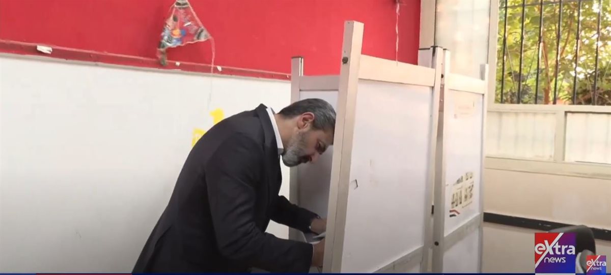 الفنان ياسر جلال