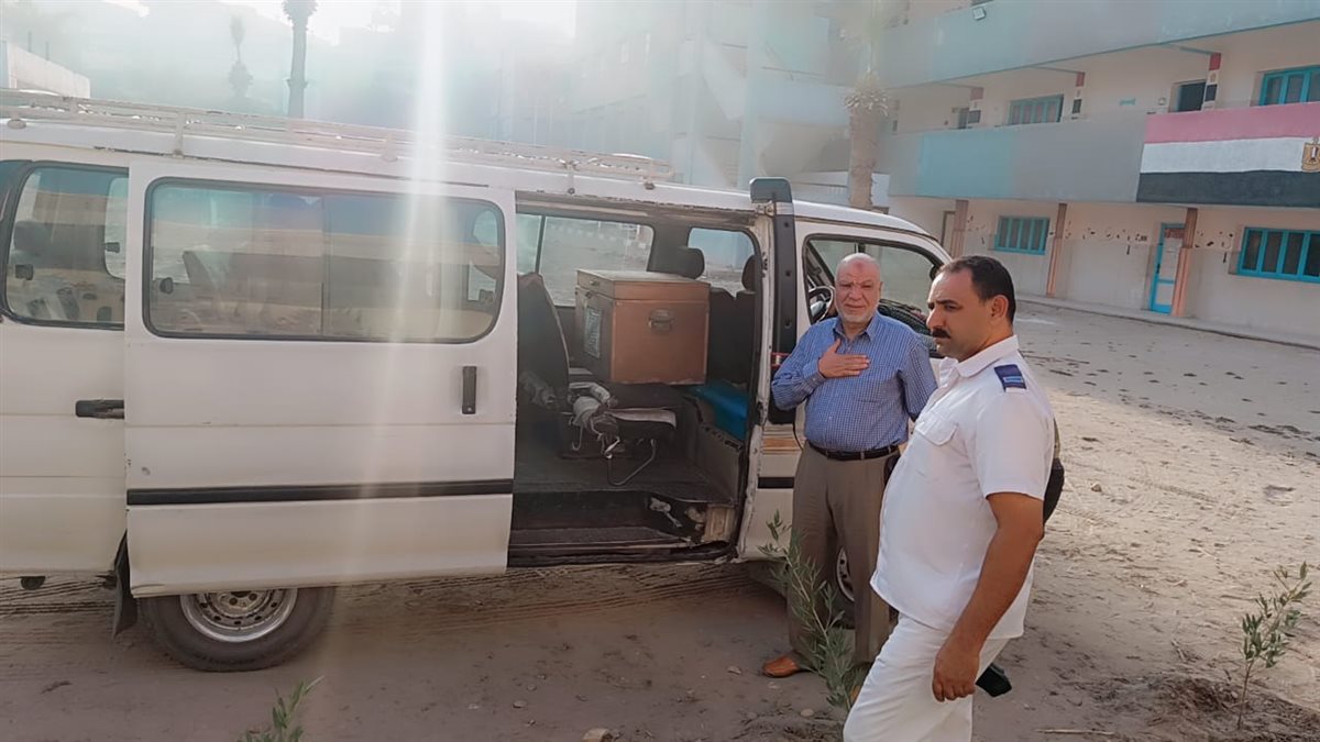 قبيصى: يتابع مركز توزيع أسئلة الشهادة الإعدادية في مادتي الهندسة والتربية الفنية