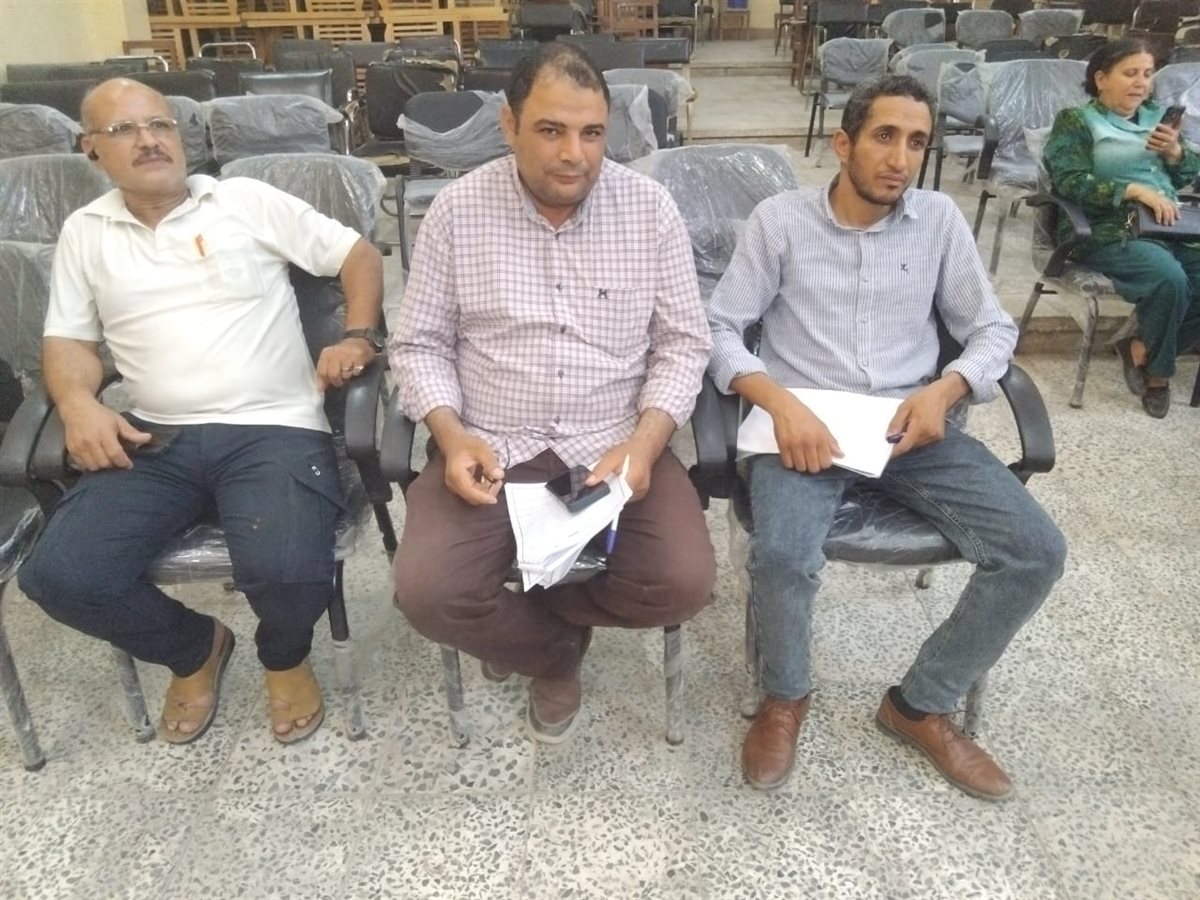 استخدام تكنولوجيا المعلومات والاتصال في مجال الإرشاد الزراعي دورة تدريبية بالفيوم