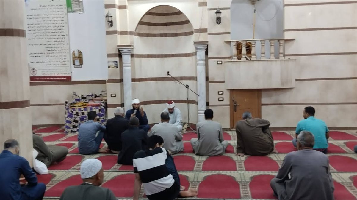 &nbsp;أوقاف الفيوم 150 ندوة علمية في 