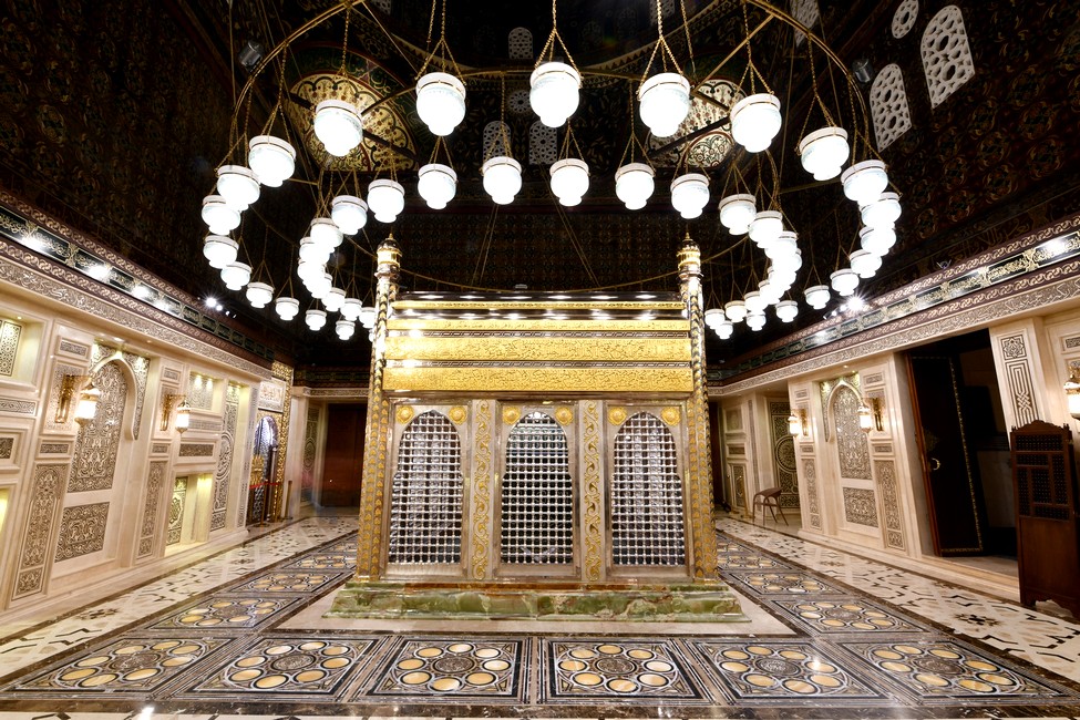 <strong>مسجد الإمام الحسين</strong>
