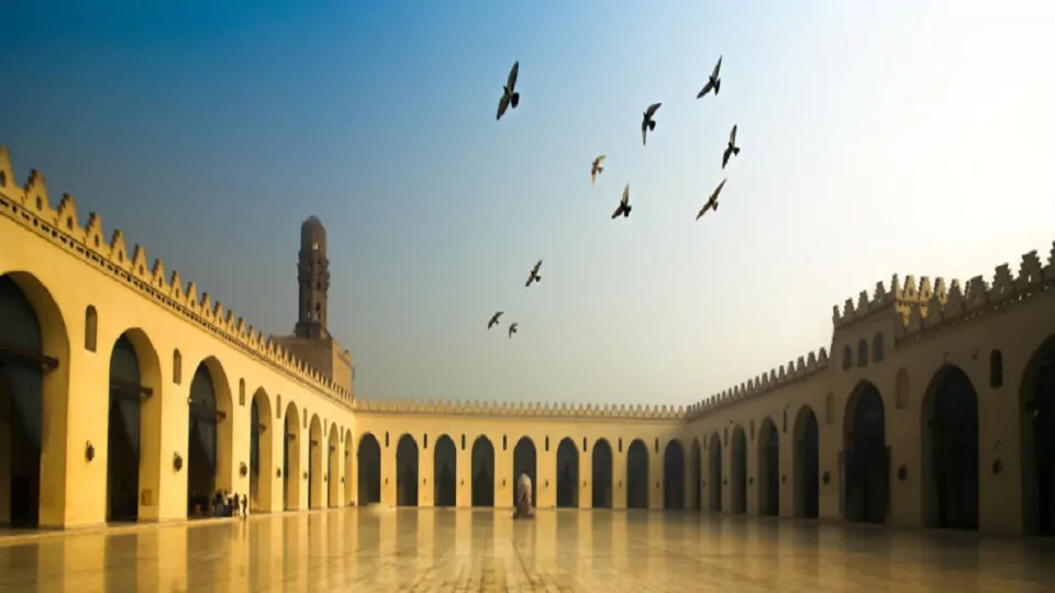 <strong>جامع الحاكم بأمر الله</strong>