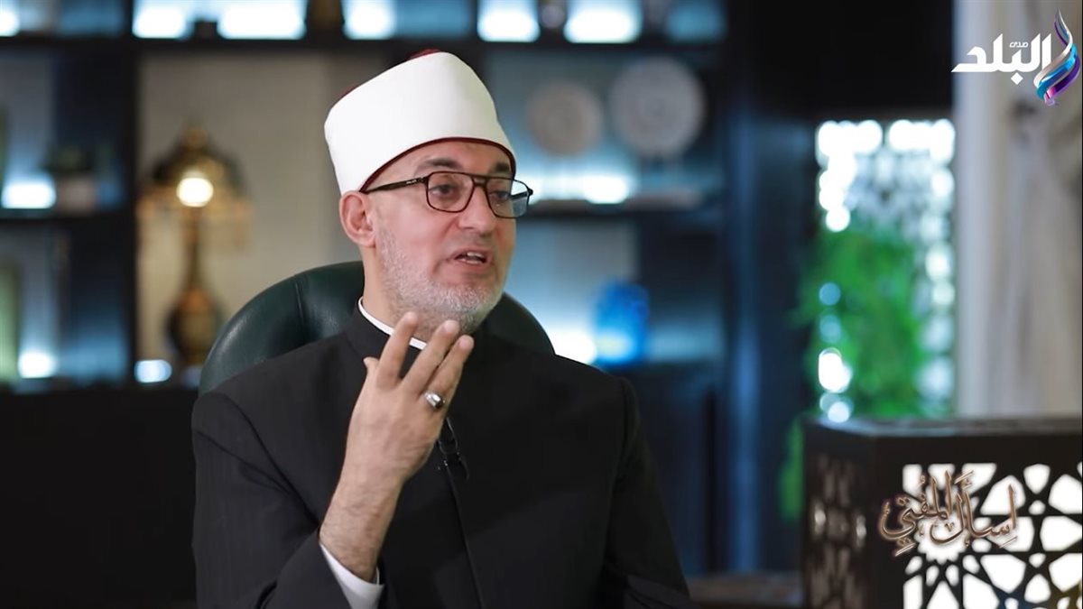 الدكتور نظير عياد مفتي الديار المصرية