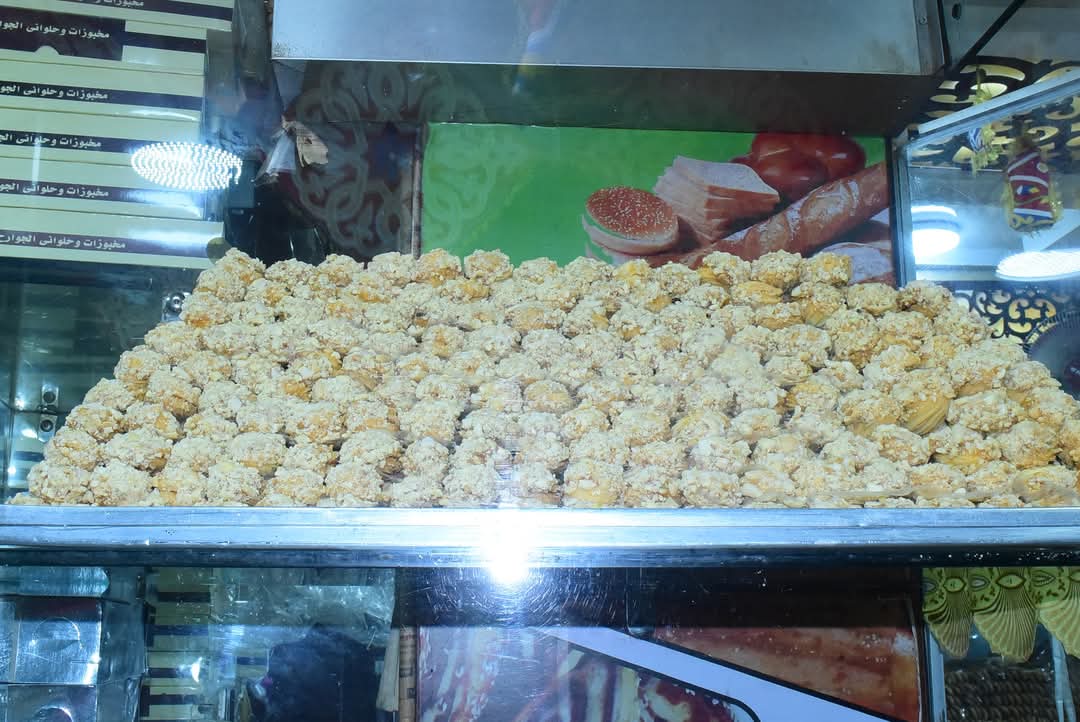 مخبوزات عيد الفطر المبارك بسوهاج