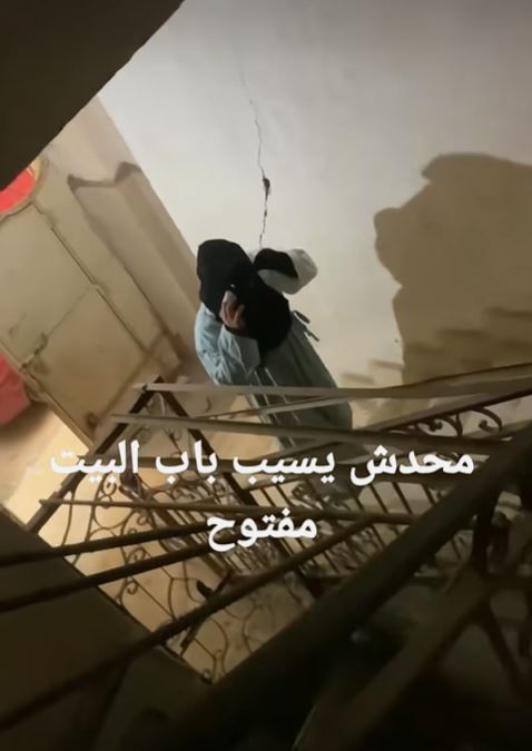 <strong>سيدة منتقبة» تتسلل للبيوت لسرقتها</strong>