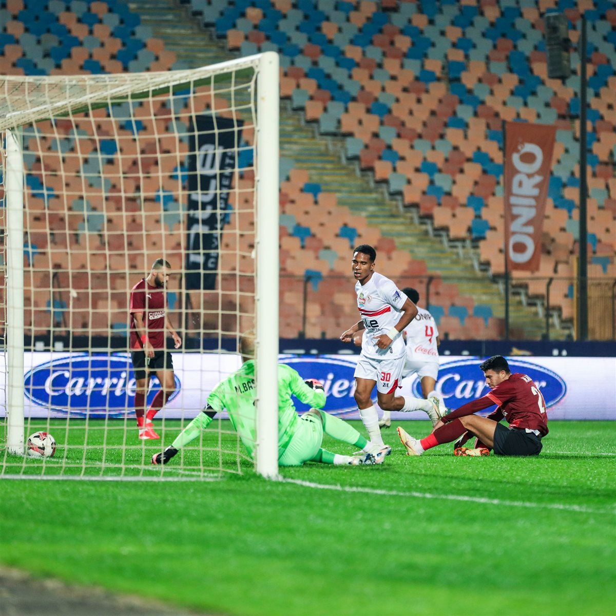 مباراة سابقة بين الزمالك وسيراميكا كليوباترا