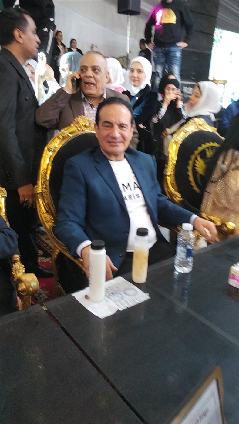الفنان محمد ثروت