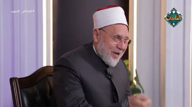 <strong> الدكتور محمد مهنا أستاذ الشريعة والقانون بجامعة الأزهر</strong>