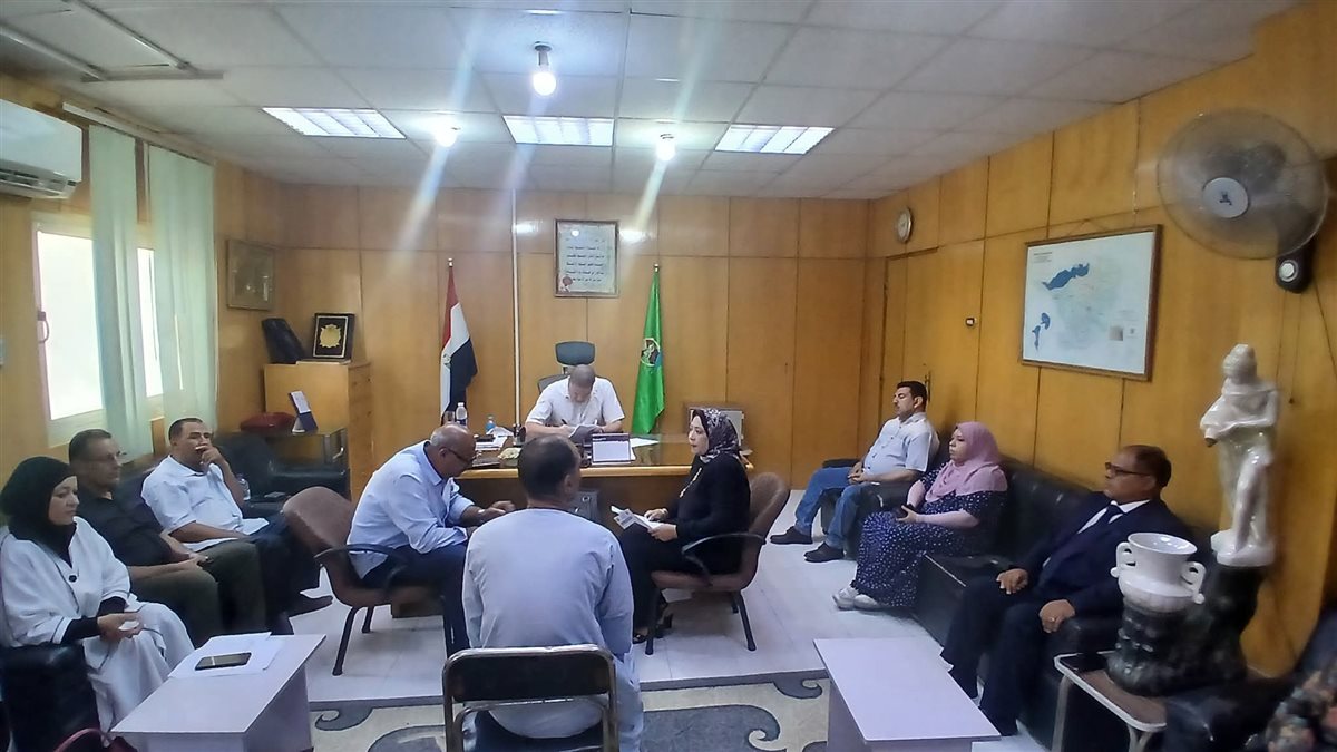 السكرتير العام الفيوم يناقش العديد من الشكاوى والمطالب الجماهيرية بطامية