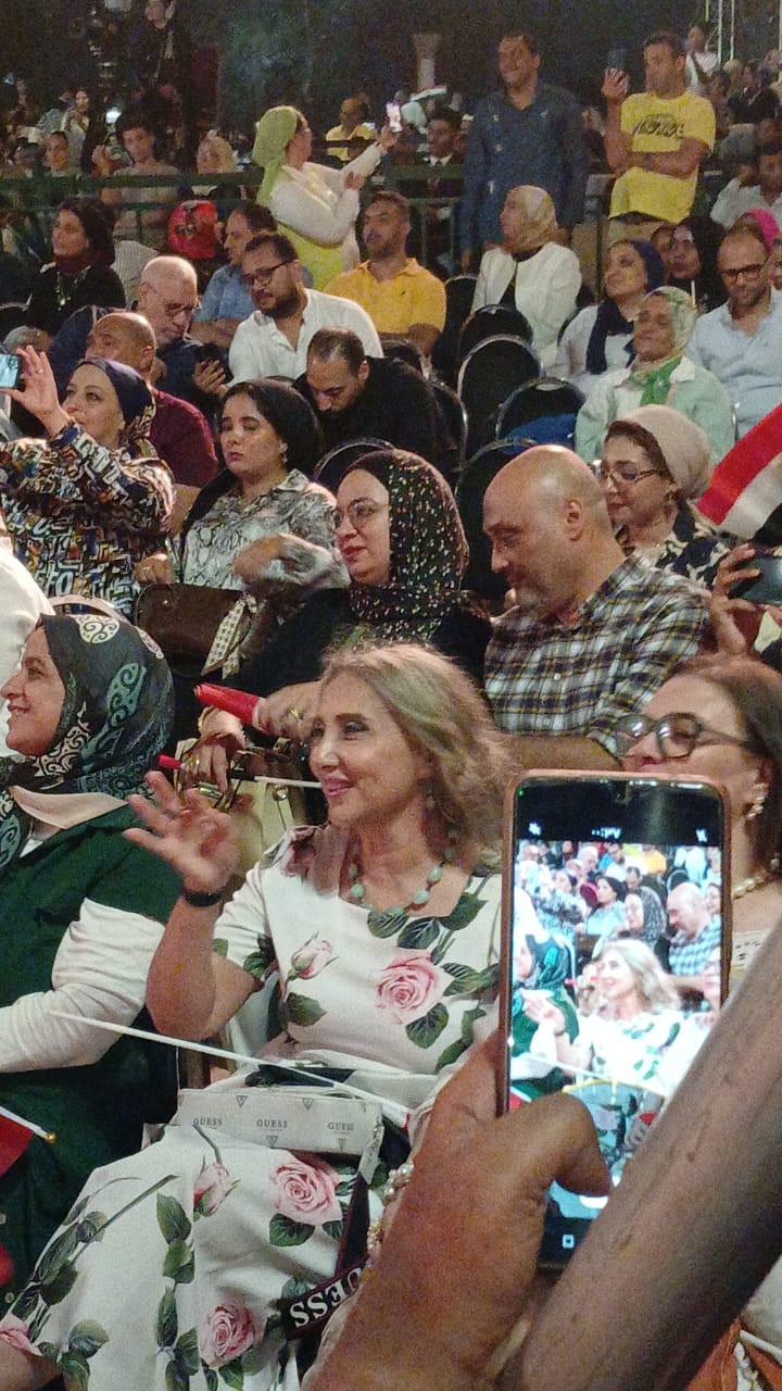 زوجة علي الحجار من حفله بمهرجان القلعة