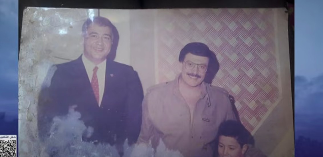 <strong>طفولة الفنان محمد ثروت</strong>