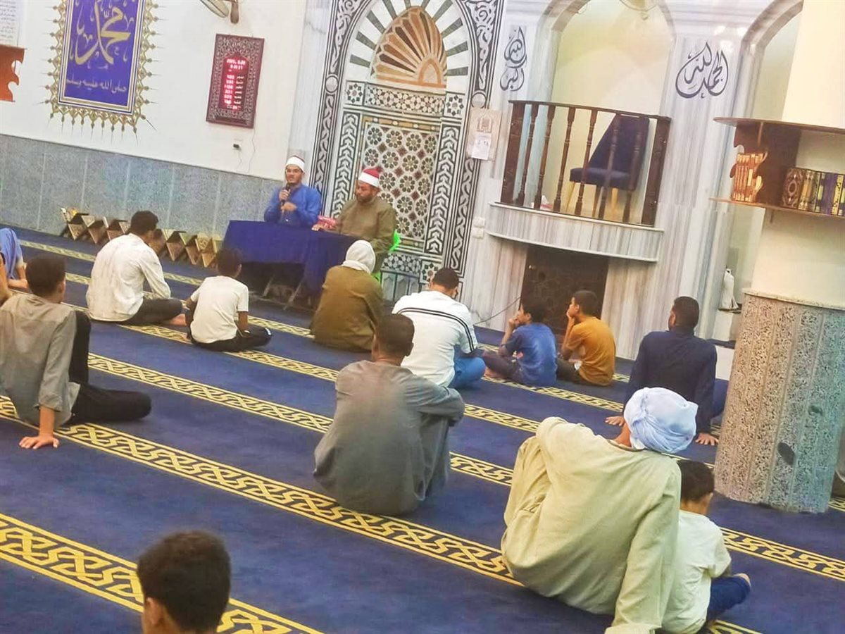 150 ندوة علمية في