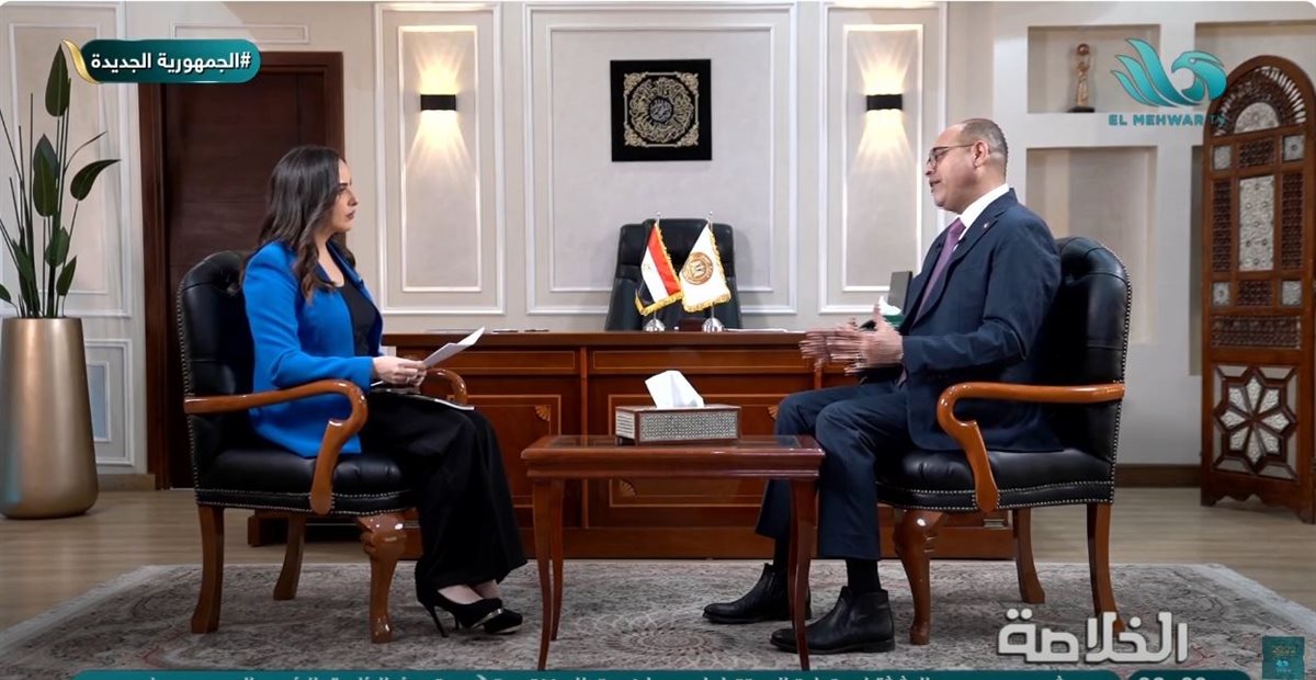 <strong>الدكتور محمد جبران - وزير العمل </strong>