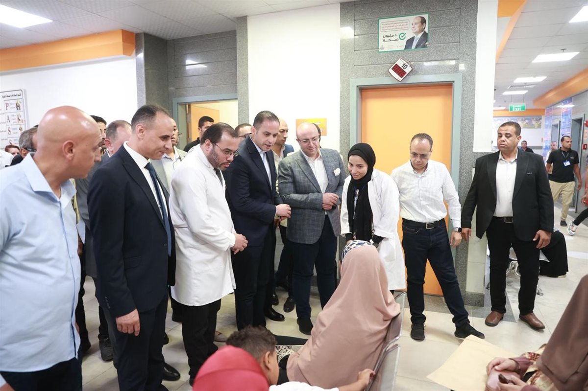 نائب وزير الصحة يتفقد المنشآت الصحية ببني سويف لتعزيز جودة الخدمات