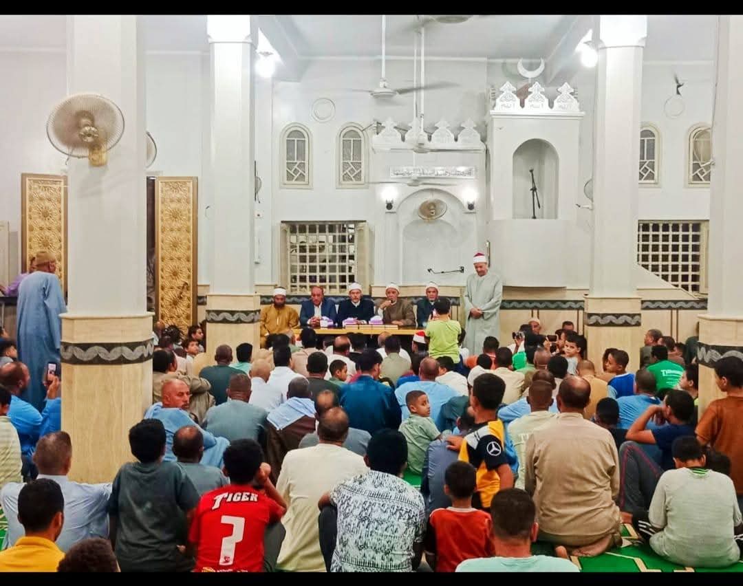 أوقاف الفيوم تواصل احتفالاتها بذكرى ميلاد سيدنا رسول الله ﷺ وتكريم حفظة القرآن