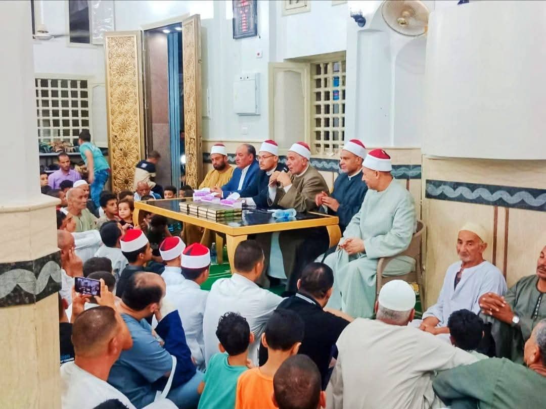 أوقاف الفيوم تواصل احتفالاتها بذكرى ميلاد سيدنا رسول الله ﷺ وتكريم حفظة القرآن
