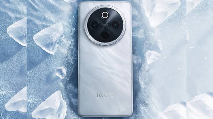 مواصفات iQOO Z10 5G