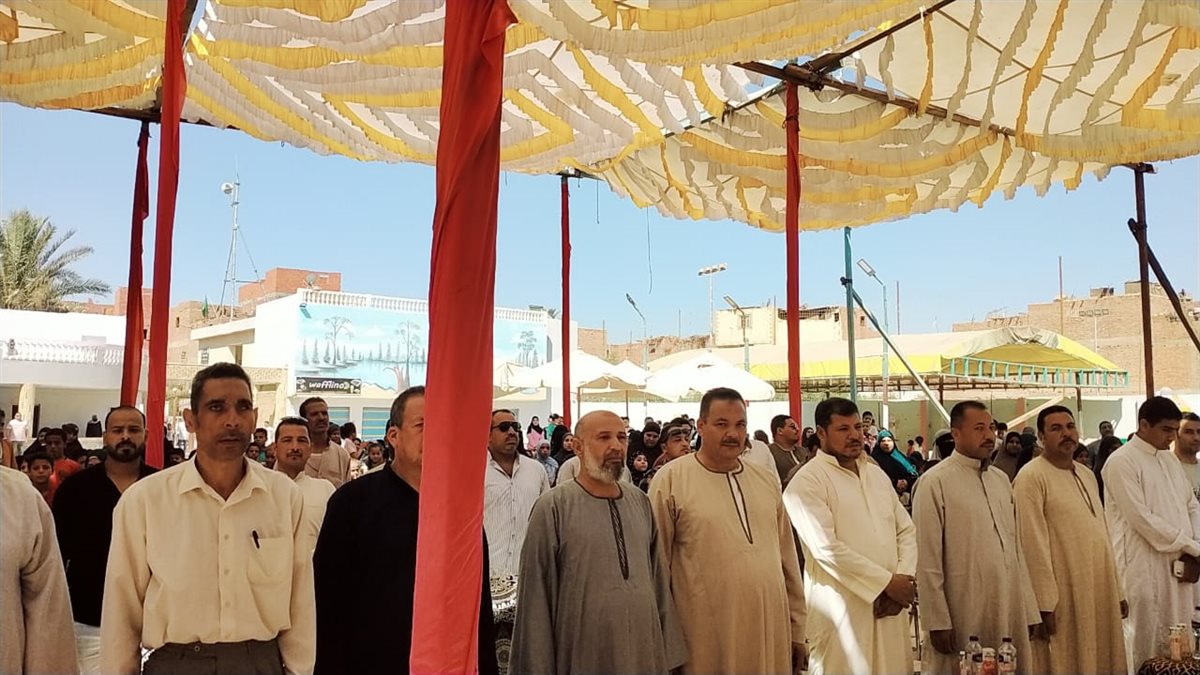 رئيس مركز ابشواى : توزيع 500 شنطة مدرسية و500 جنيه للزي المدرسي بطبهار