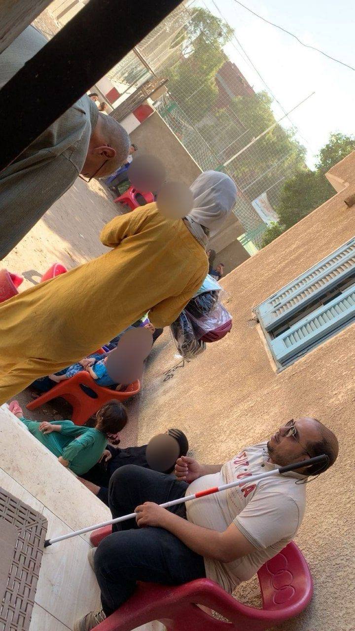 بيت الزكاة والصدقات المصري يوزع مستلزمات دراسية لأبناء الأسر المتعففة بقرية دسيا
