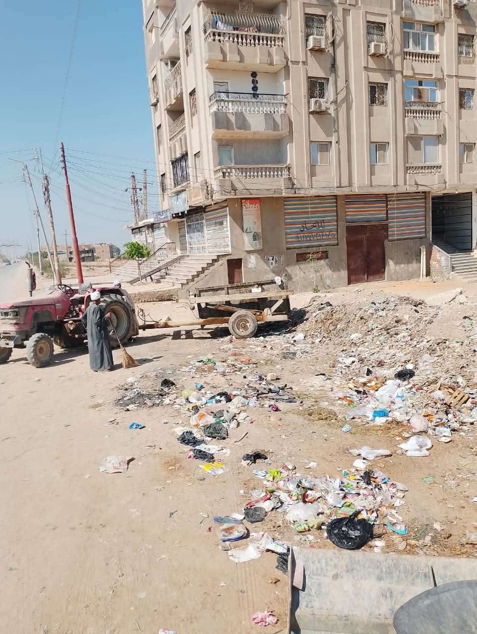 استعدادا للعام الدراسي الجديد حملات مكثفة للنظافة العامة أمام مدارس طامية