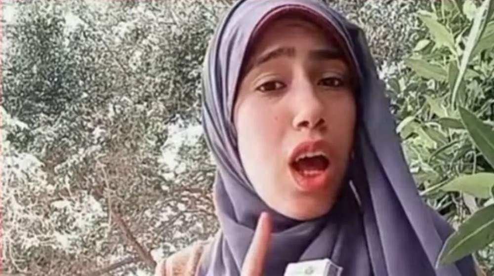 <strong>علياء قمرون</strong>