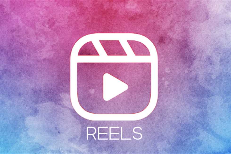 نساء يسافرن لإنشاء Reels على إنستجرام