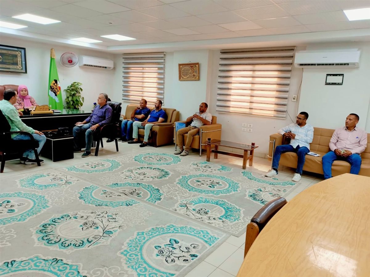 رئيس مركز ابشواى: إستمرار المتابعة الميدانية والرصد لمنع أي تعديات على الأراضي الزراعية<br>