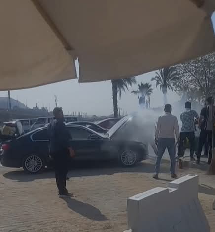 <strong>حريق سيارة الإعلامي أحمد شوبير </strong>