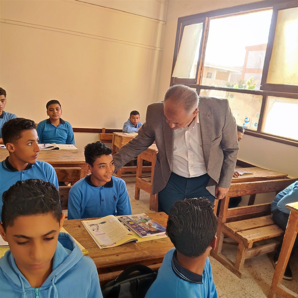 مدير عام إدارة أبشواي التعليمية يتفقد مدارس قطاع أبو جنشو وأبشواي