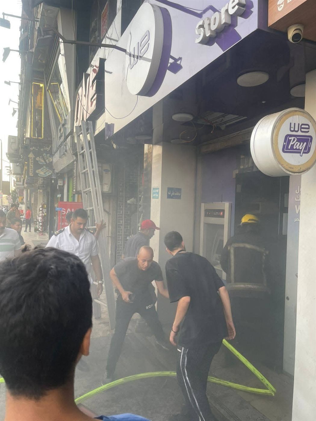 <strong> حريق فرع «WE» بالألف مسكن بجسر السويس</strong>